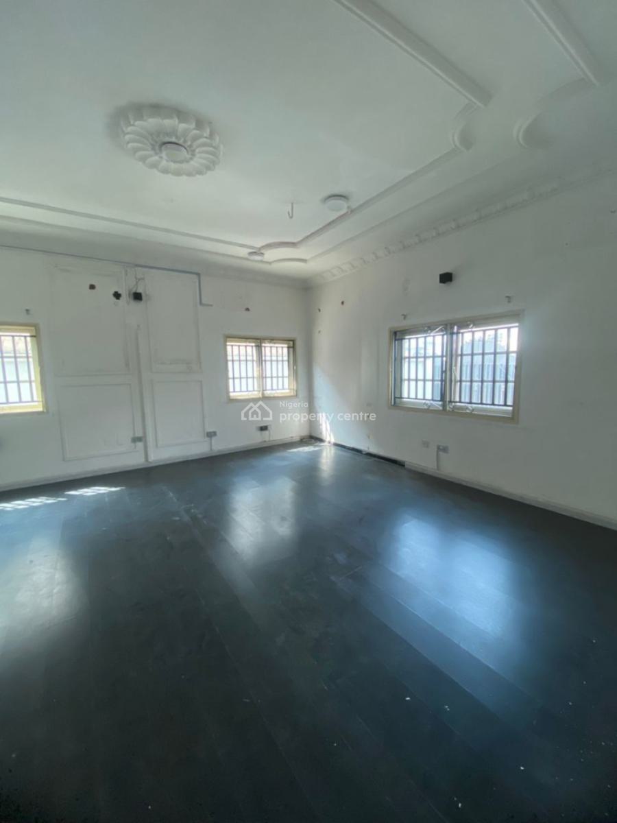 Ground Floor Shop Space -- Lekki Phase 1, Lekki Phase 1, Lekki, Lagos, Commercial Property for Rent