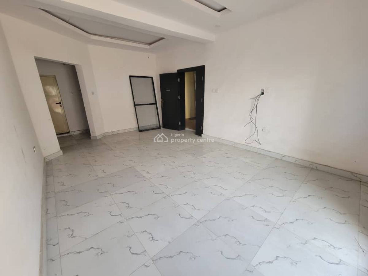 Decent 3 Bedroom Flat in a Secured Area, Itire-ikate, Surulere, Lagos, Detached Bungalow for Sale