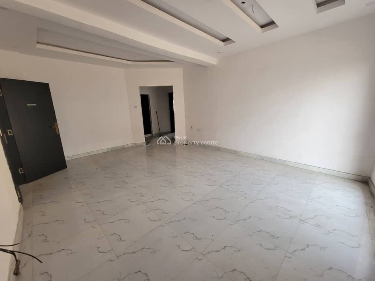 Decent 3 Bedroom Flat in a Secured Area, Itire-ikate, Surulere, Lagos, Detached Bungalow for Sale