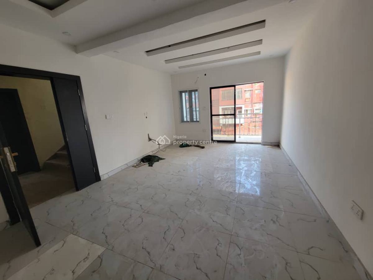 Decent 3 Bedroom Flat in a Secured Area, Itire-ikate, Surulere, Lagos, Detached Bungalow for Sale