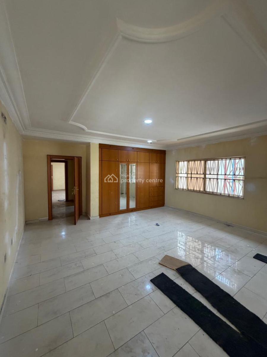 Renovated 6 Bedroom Fully Detached Duplex with 2 Bedroom Bq, Maitama District, Abuja, Detached Duplex for Sale