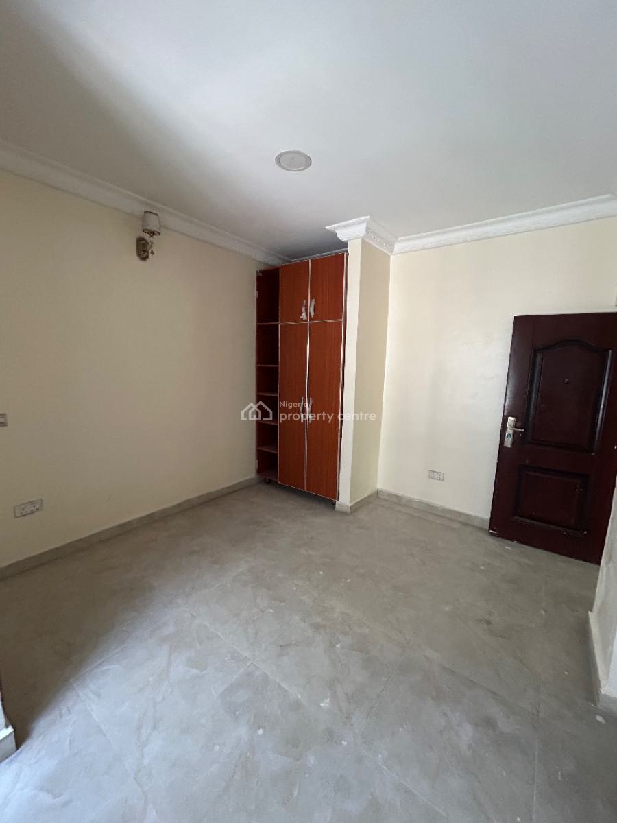 Well Maintained and Spaciously Built 3 Bedroom Apartment, Chevy View Estate, Lekki, Lagos, Flat / Apartment for Rent