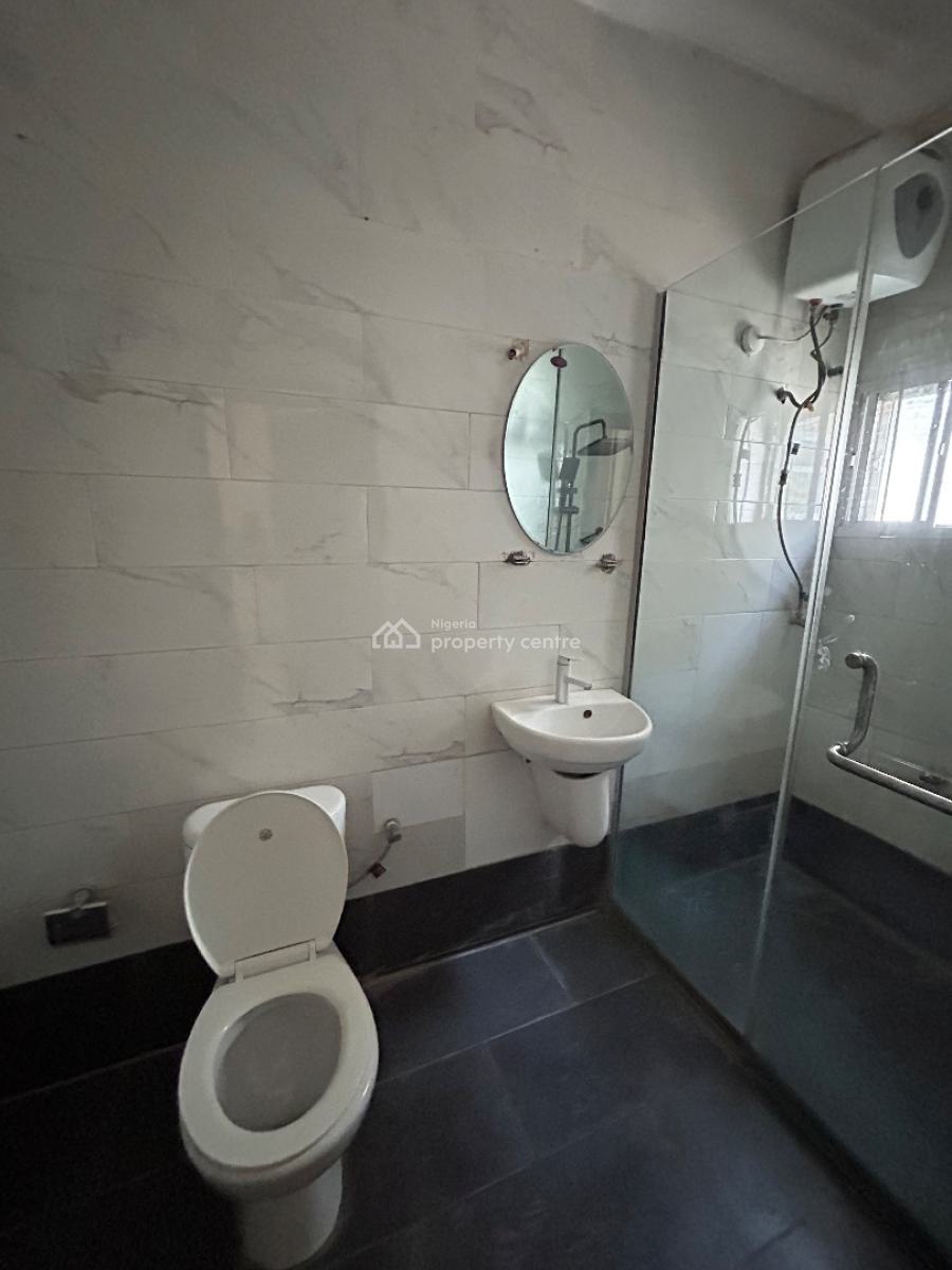 Well Maintained and Spaciously Built 3 Bedroom Apartment, Chevy View Estate, Lekki, Lagos, Flat / Apartment for Rent