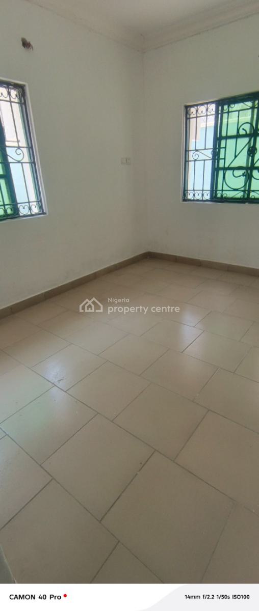 Luxury 2bedroom Flat Upstairs, Chevy View Estate, Lekki, Lagos, Flat / Apartment for Rent