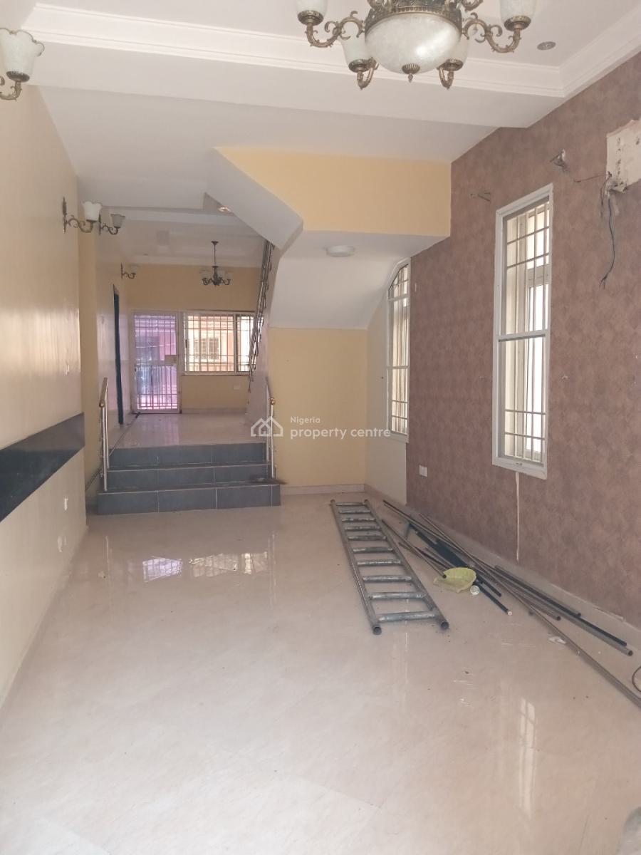 Spacious 4 Bedroom Terrace Duplex, Ogombo, Ajah, Lagos, Terraced Duplex for Rent