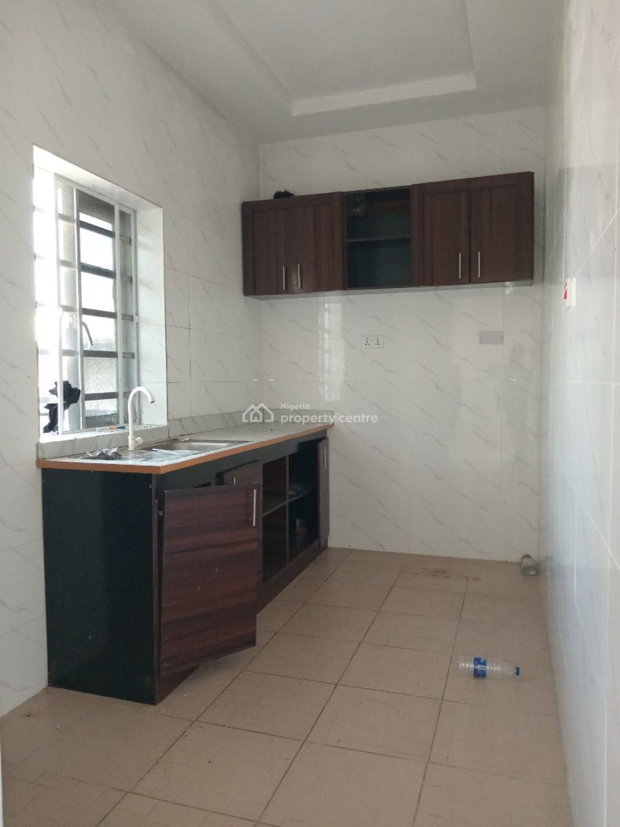 Spacious Room and Parlour Upstairs, Ogombo, Ajah, Lagos, Mini Flat (room and Parlour) for Rent