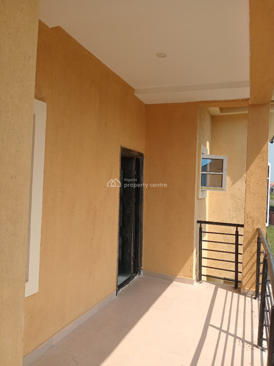 Spacious Room and Parlour Upstairs, Ogombo, Ajah, Lagos, Mini Flat (room and Parlour) for Rent