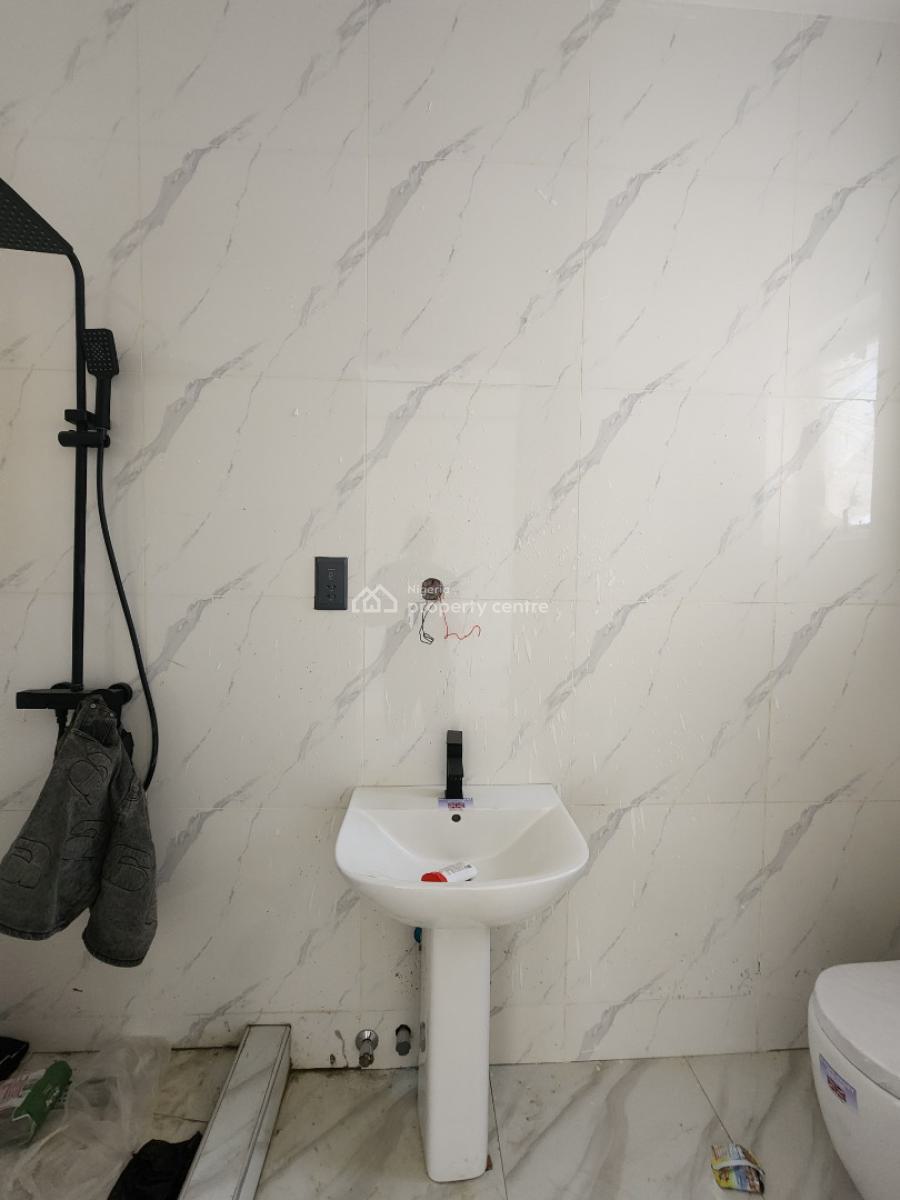 Pristinely Built 3 Bedroom Serviced Apartment in a Secured Estate, Oniru, Victoria Island (vi), Lagos, Flat / Apartment for Sale