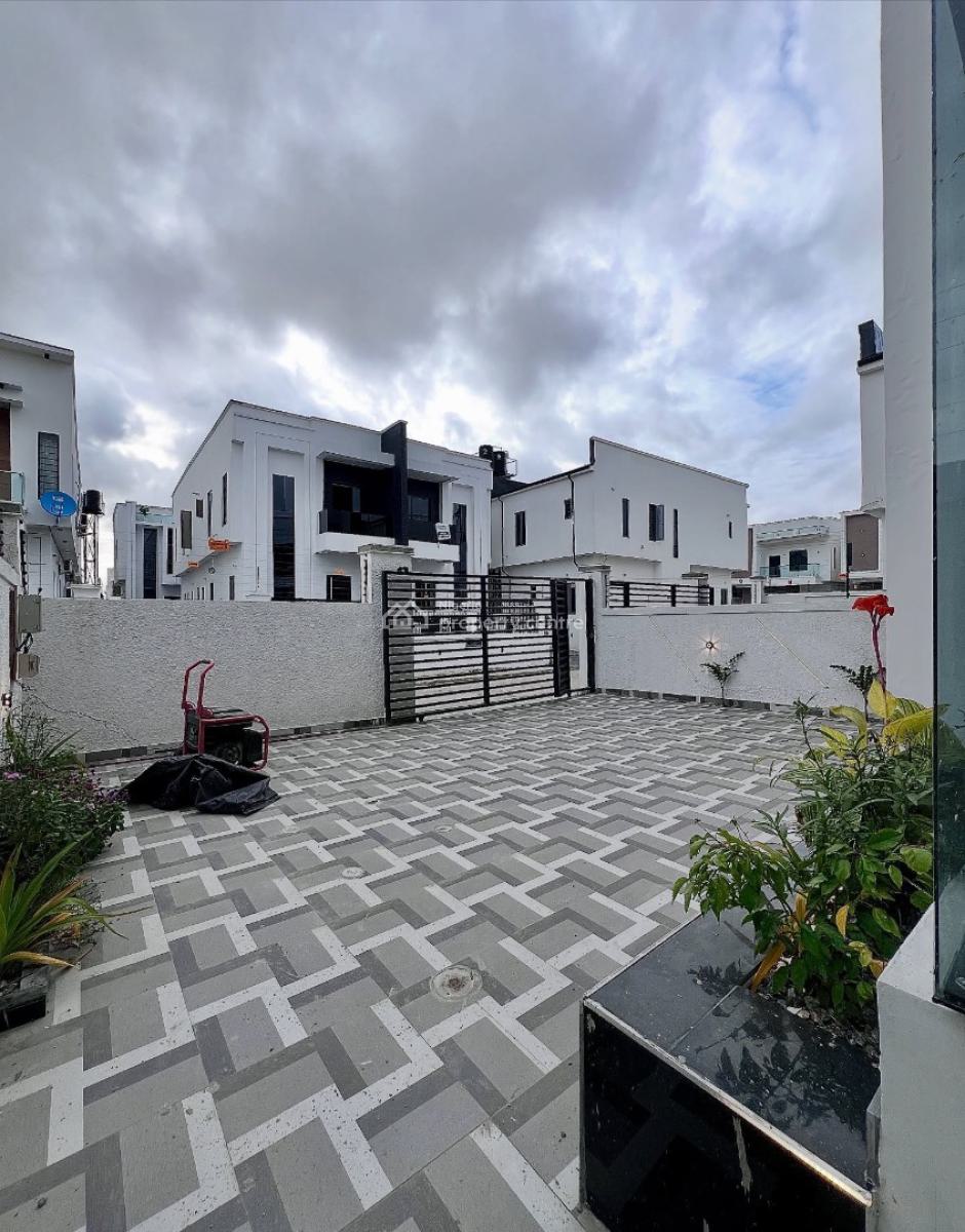 Contemporary 5 Bedroom Detached Duplex with Swimming Pool and Bq, Ajah, Ajah, Lagos, Detached Duplex for Sale