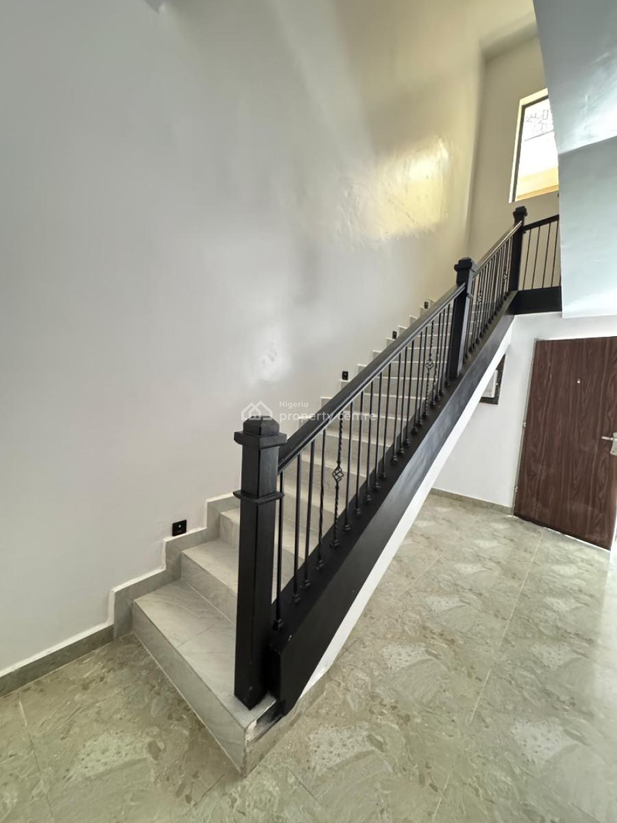 Luxury and Spacious: 2 People in a Compound and Upstairs, Shoprite Area, Sangotedo, Ajah, Lagos, Flat / Apartment for Rent