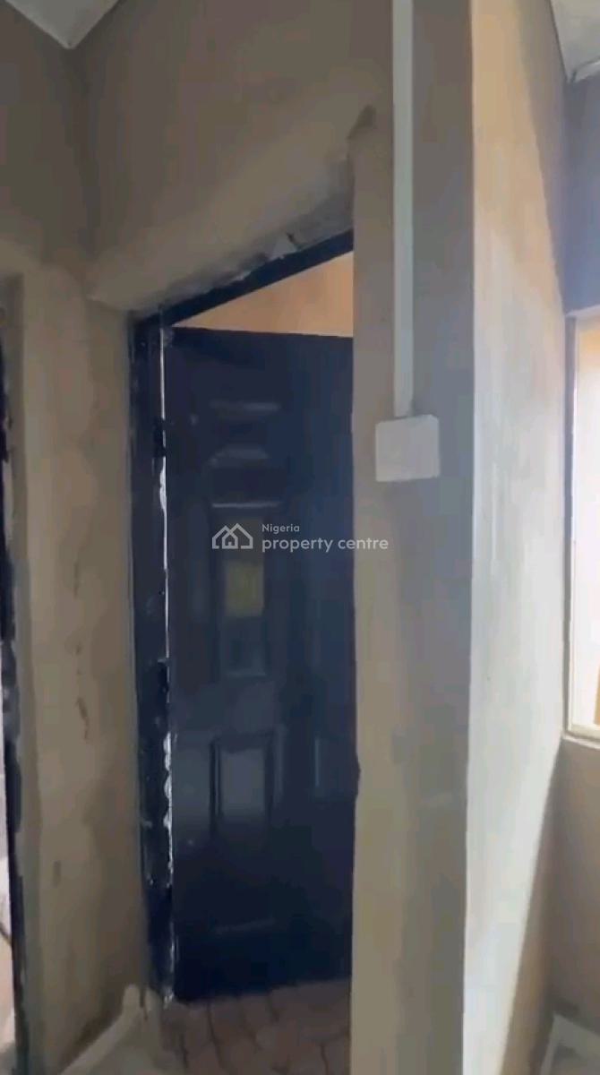 a Very Spacious and Standard 2bedroom Apartment, Upstairs, Waec, Fadeyi, Shomolu, Lagos, Flat / Apartment for Rent