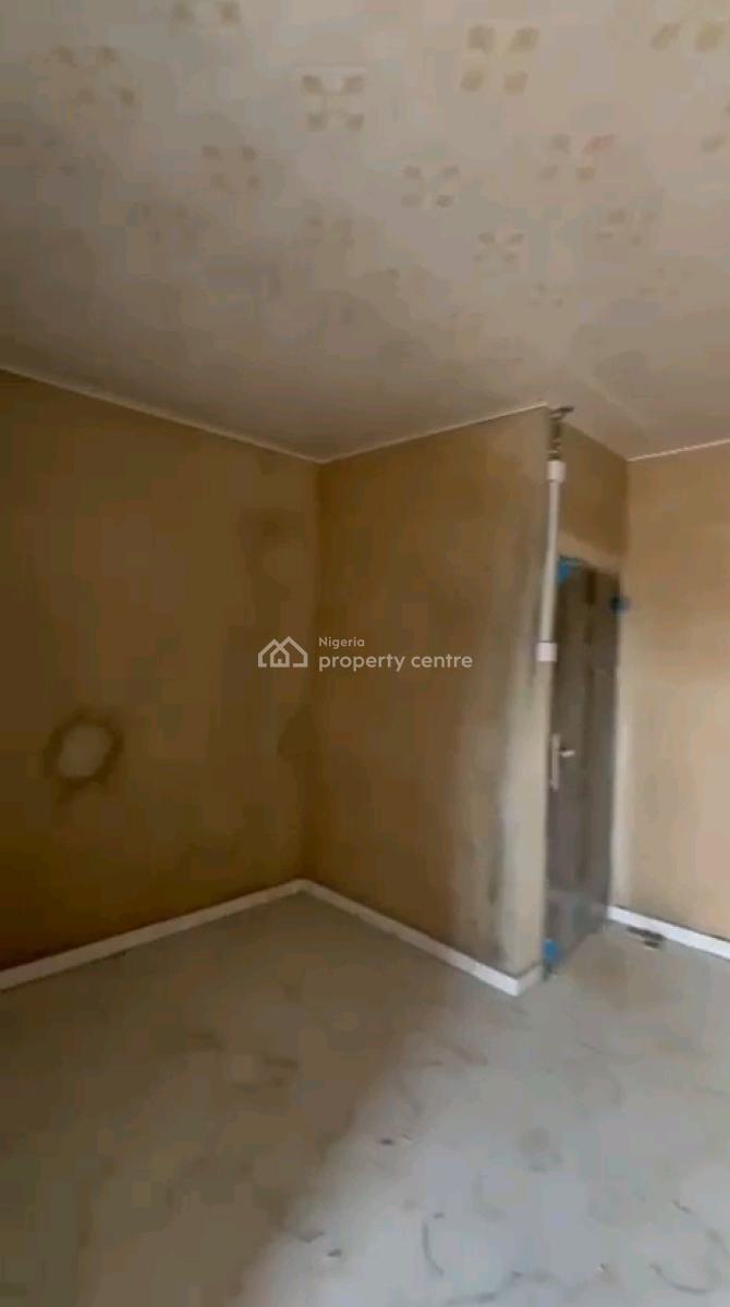 a Very Spacious and Standard 2bedroom Apartment, Upstairs, Waec, Fadeyi, Shomolu, Lagos, Flat / Apartment for Rent