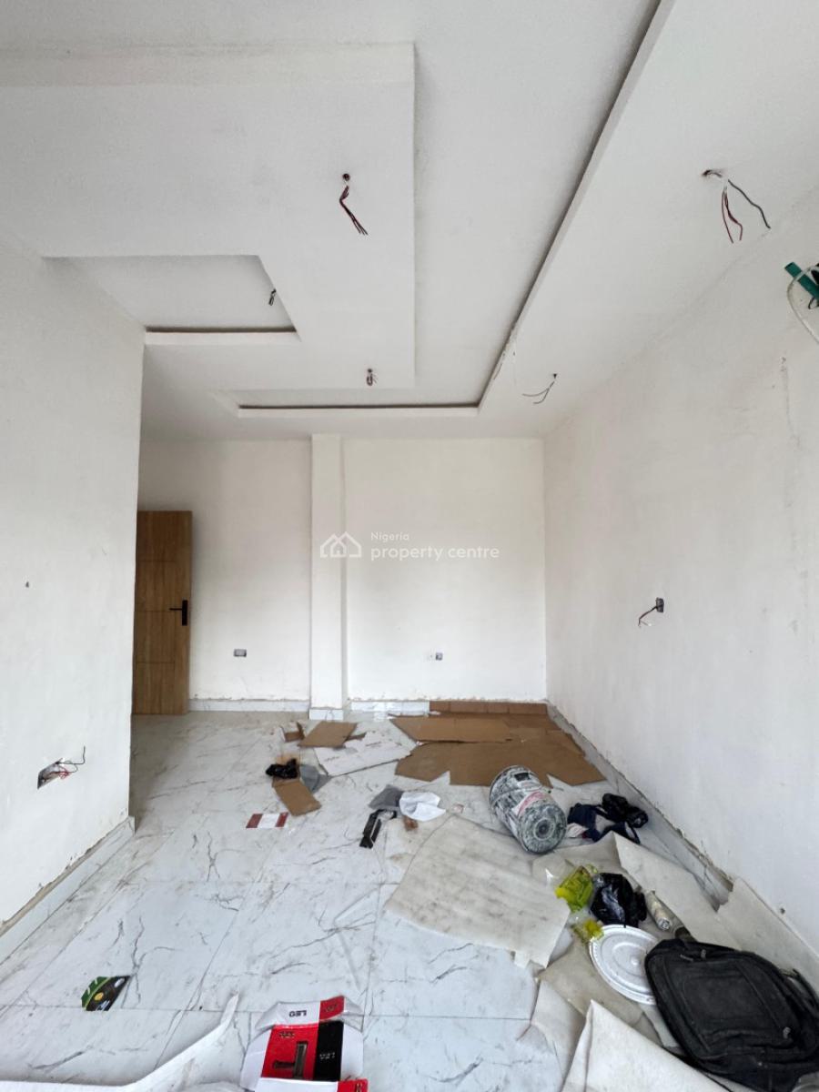 Nicely Built 2 Bedroom Apartment, Surulere, Lagos, Flat / Apartment for Sale