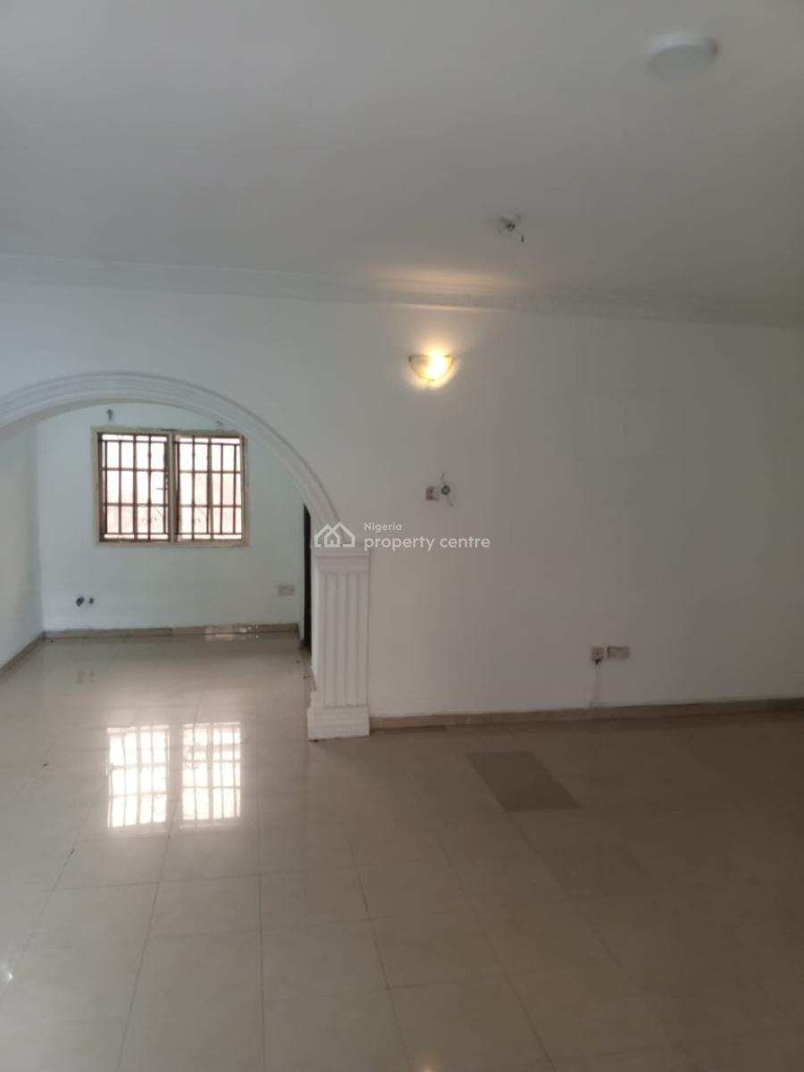 Executive Spacious Big 3 Bedroom Flat Apartment, Egbeda, Alimosho, Lagos, Flat / Apartment for Rent