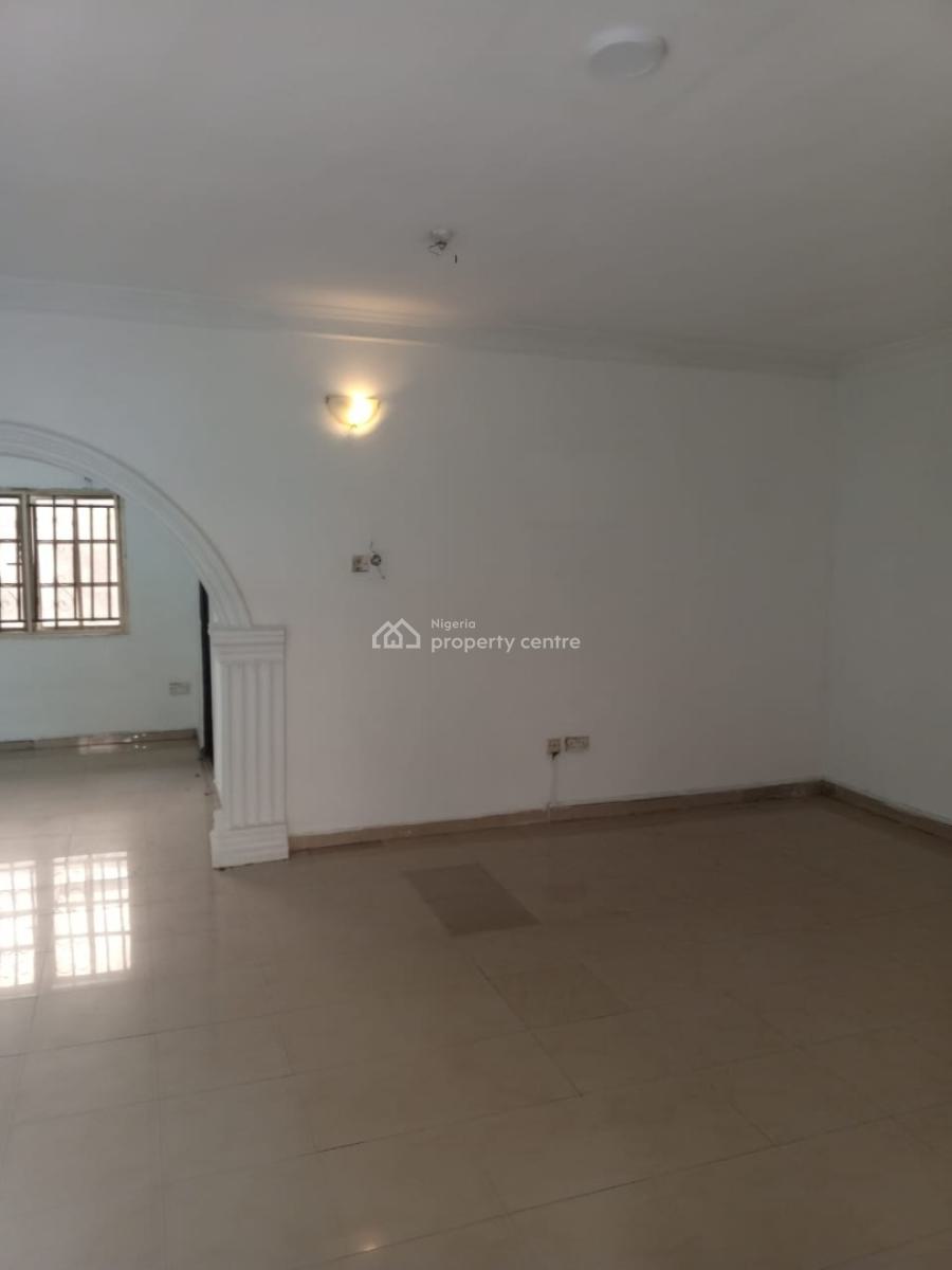 Executive Spacious Big 3 Bedroom Flat Apartment, Egbeda, Alimosho, Lagos, Flat / Apartment for Rent