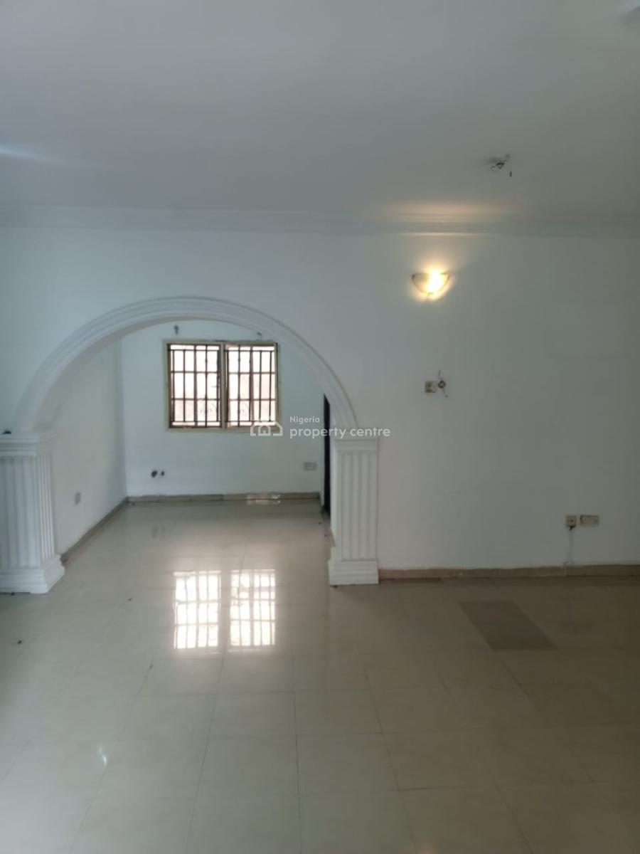 Executive Spacious Big 3 Bedroom Flat Apartment, Egbeda, Alimosho, Lagos, Flat / Apartment for Rent
