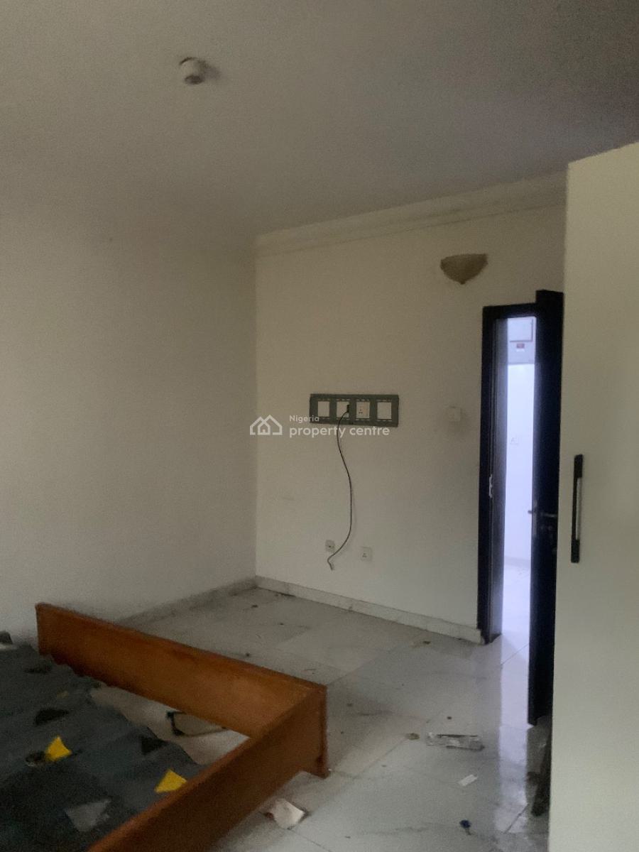 Three Bedroom Apartments, Ikota, Lekki, Lagos, Flat / Apartment for Rent
