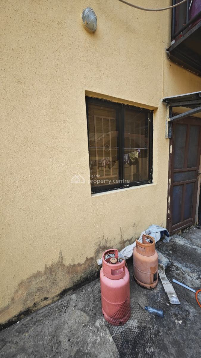 Portable Studio Flat Without Kitchen, with 17 Hours Power Daily, Off Palace Road, Oniru, Victoria Island (vi), Lagos, Self Contain (single Rooms) for Rent