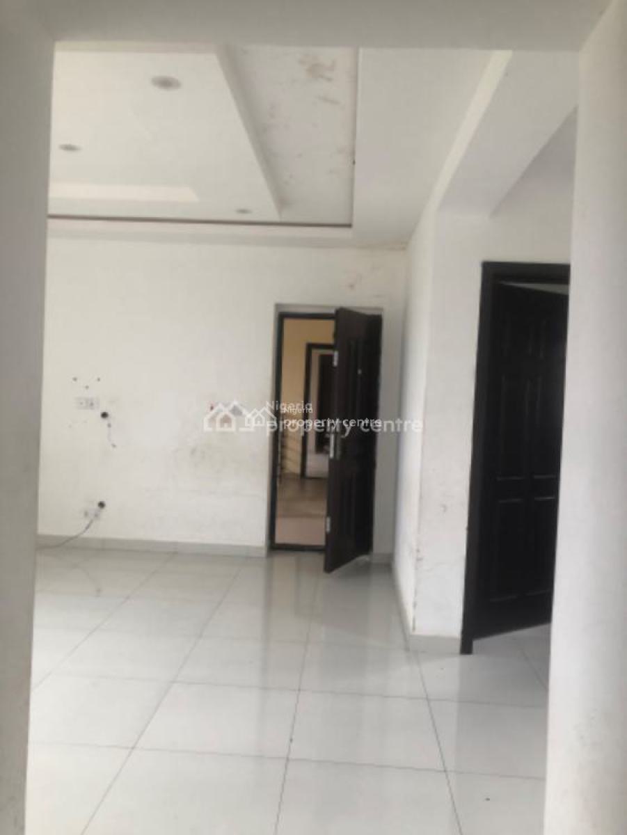 2 Bedrooms Flat Apartment at Fara Park Estate Sangotedo-ajah, Inside Fara Park Estate Beside Crown Estate, Sangotedo, Ajah, Lagos, Flat / Apartment for Sale