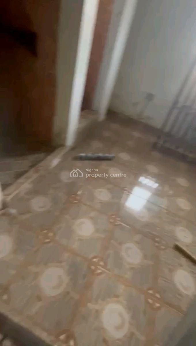 Standard Room Self Contain, Ilaje Bus Stop, Bariga, Shomolu, Lagos, Self Contain (single Rooms) for Rent