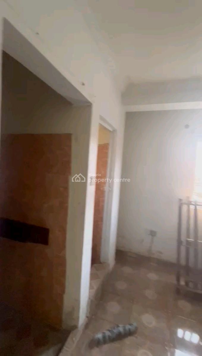 Standard Room Self Contain, Ilaje Bus Stop, Bariga, Shomolu, Lagos, Self Contain (single Rooms) for Rent