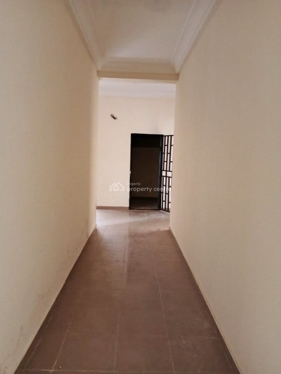 Standard Three Bedrooms Flat, Wuse 2, Abuja, Flat / Apartment for Rent