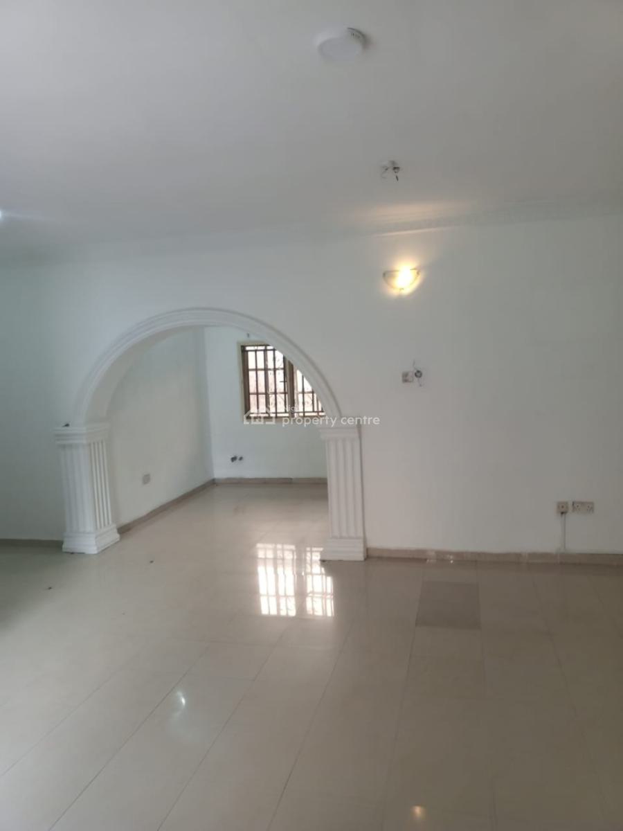 Executive Spacious Big 3 Bedroom Flat Apartment, Akowonjo, Egbeda, Alimosho, Lagos, Flat / Apartment for Rent