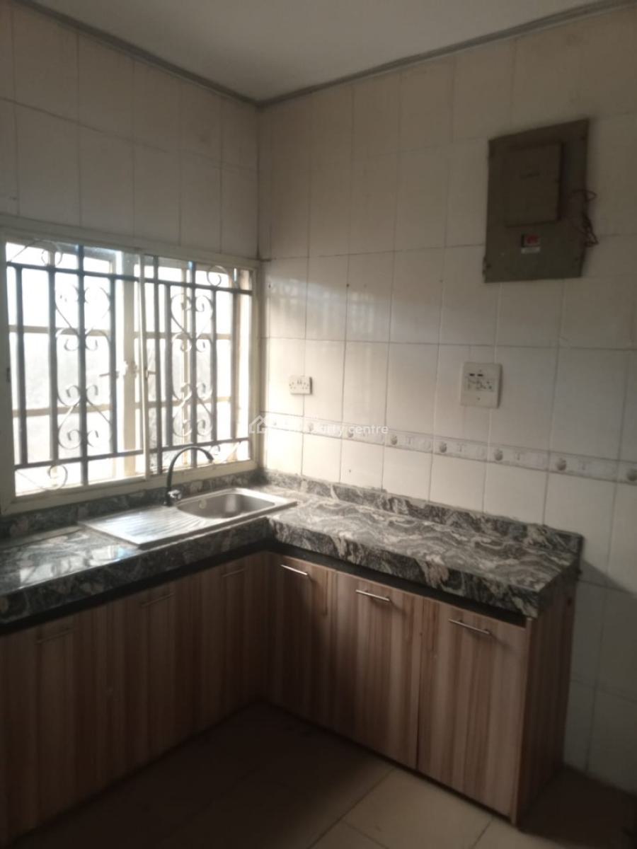 Executive Spacious Big 3 Bedroom Flat Apartment, Akowonjo, Egbeda, Alimosho, Lagos, Flat / Apartment for Rent