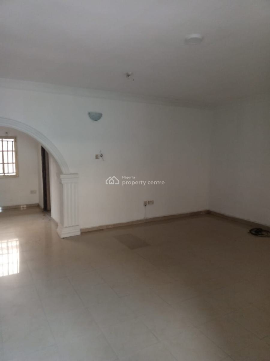 Executive Spacious Big 3 Bedroom Flat Apartment, Akowonjo, Egbeda, Alimosho, Lagos, Flat / Apartment for Rent
