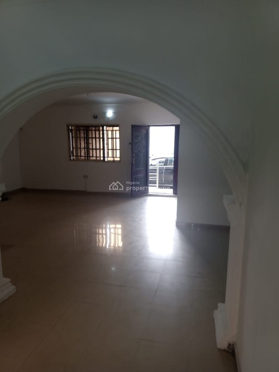 Executive Spacious Big 3 Bedroom Flat Apartment, Akowonjo, Egbeda, Alimosho, Lagos, Flat / Apartment for Rent