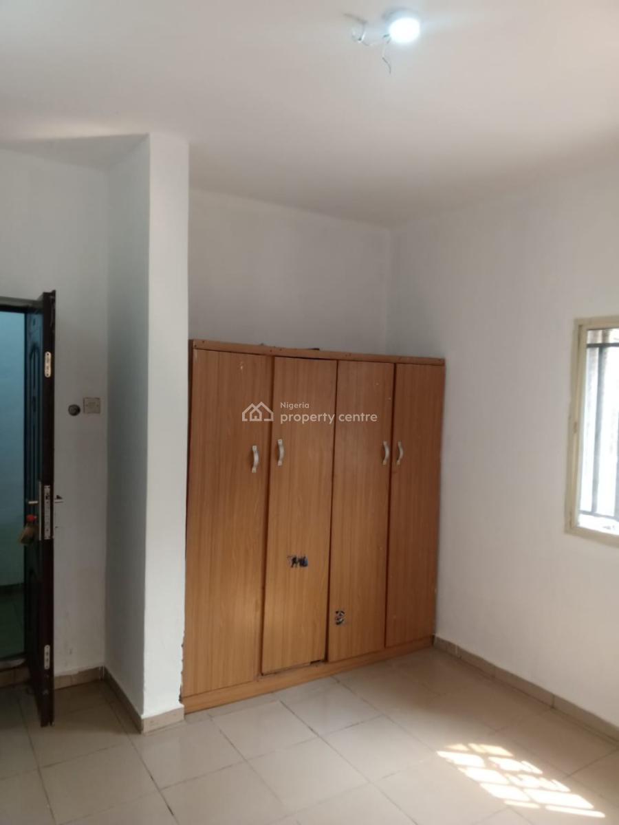 Executive Spacious Big 3 Bedroom Flat Apartment, Akowonjo, Egbeda, Alimosho, Lagos, Flat / Apartment for Rent