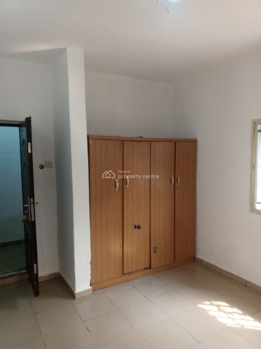 Executive Spacious Big 3 Bedroom Flat Apartment, Akowonjo, Egbeda, Alimosho, Lagos, Flat / Apartment for Rent