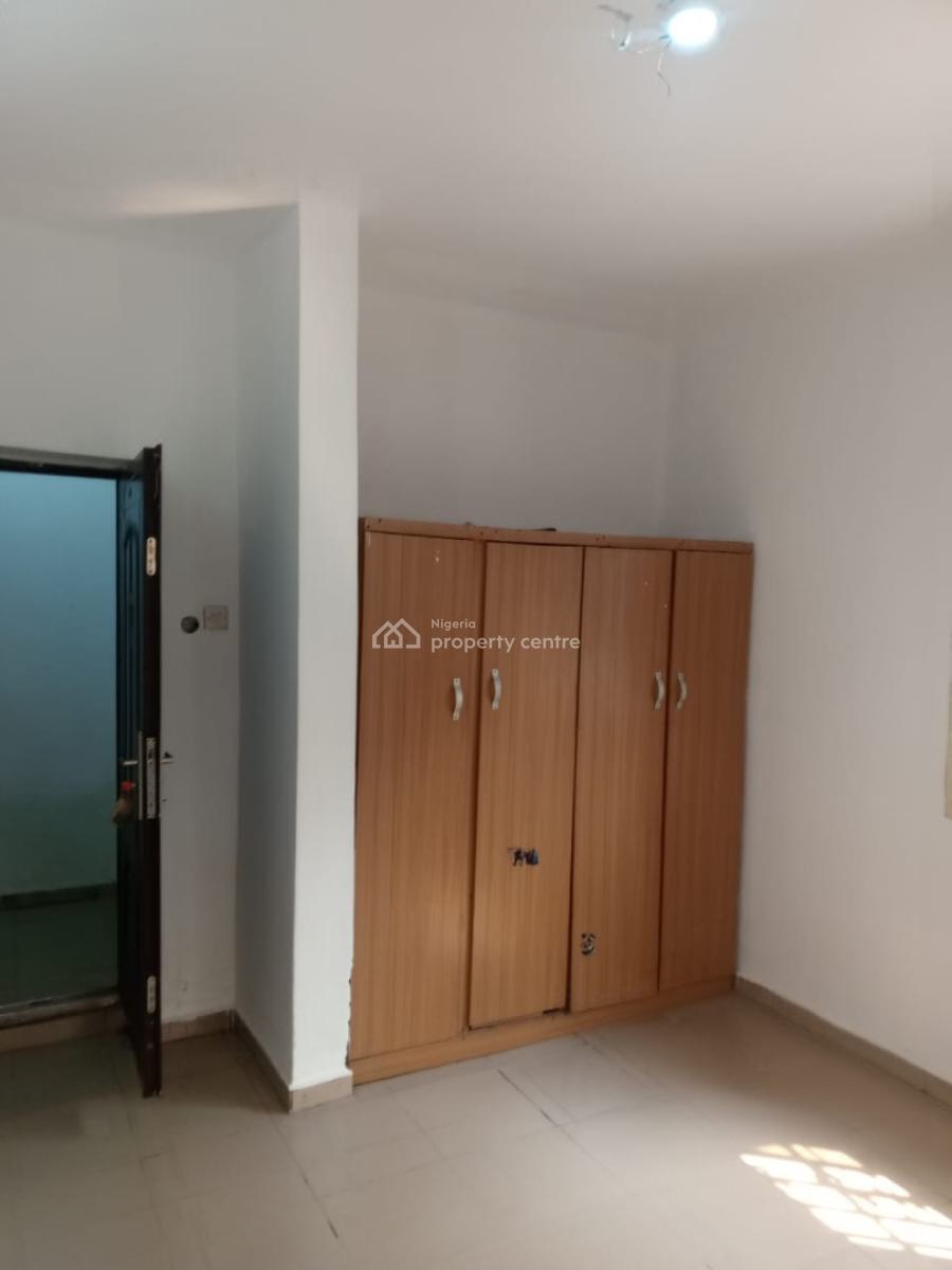 Executive Spacious Big 3 Bedroom Flat Apartment, Akowonjo, Egbeda, Alimosho, Lagos, Flat / Apartment for Rent