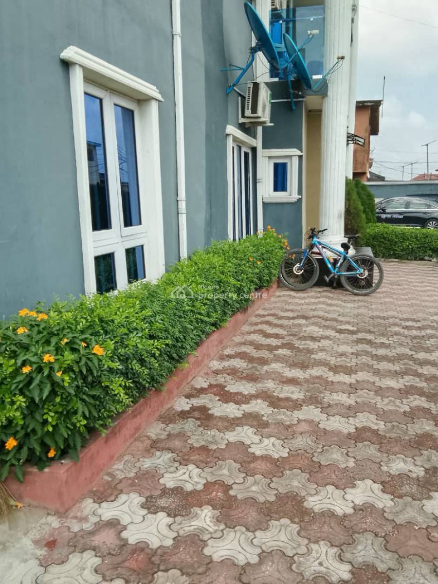 3 Bedroom Flat Apartment, Toyin, Ikeja, Lagos, Flat / Apartment for Rent