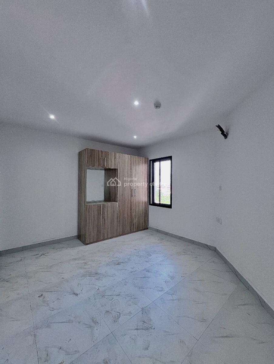 Spacious 3 Bedroom Apartment with Swimming Pool and Bq, Ikate, Lekki, Lagos, Block of Flats for Sale
