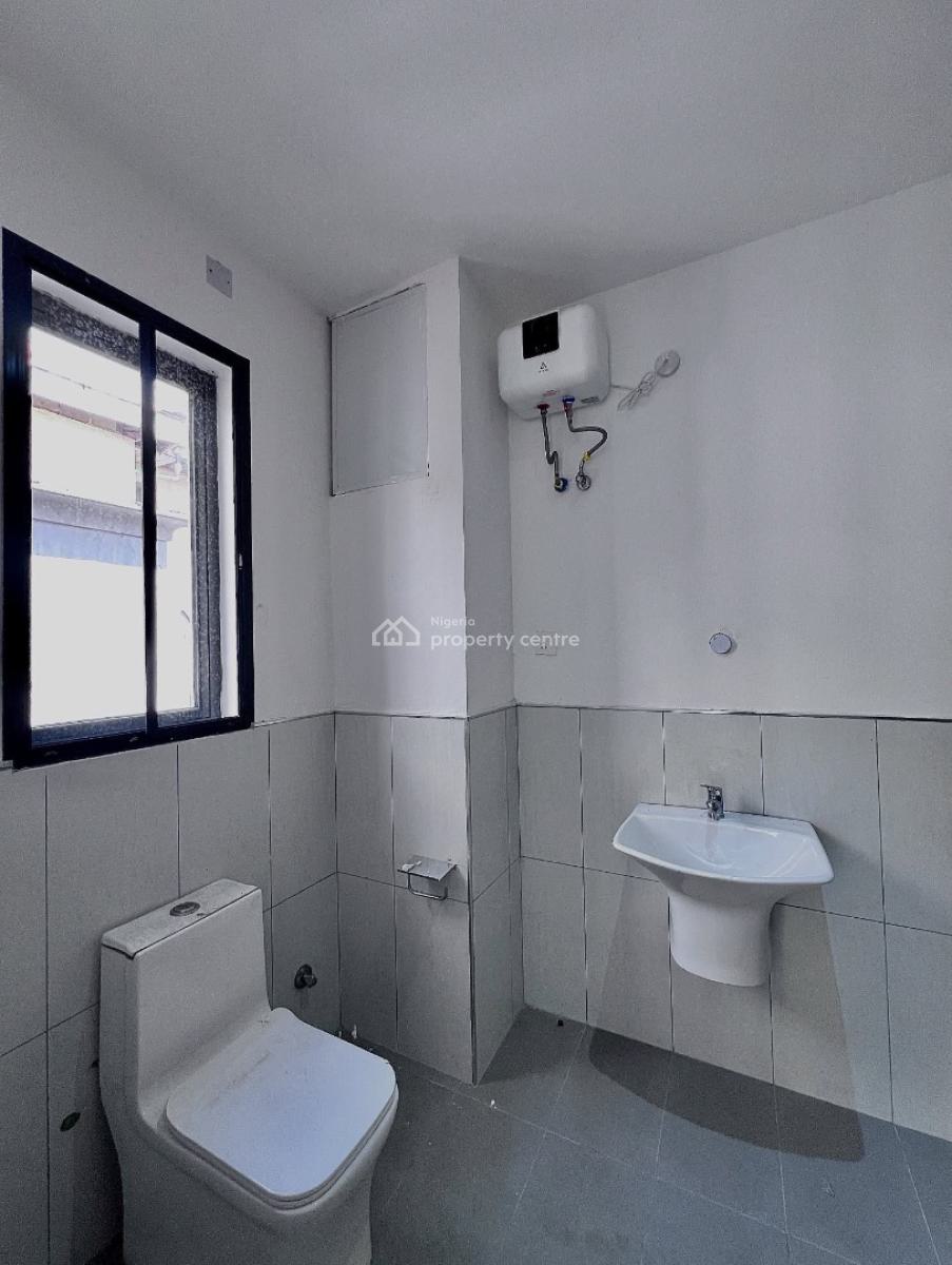 Spacious 3 Bedroom Apartment with Swimming Pool and Bq, Ikate, Lekki, Lagos, Block of Flats for Sale