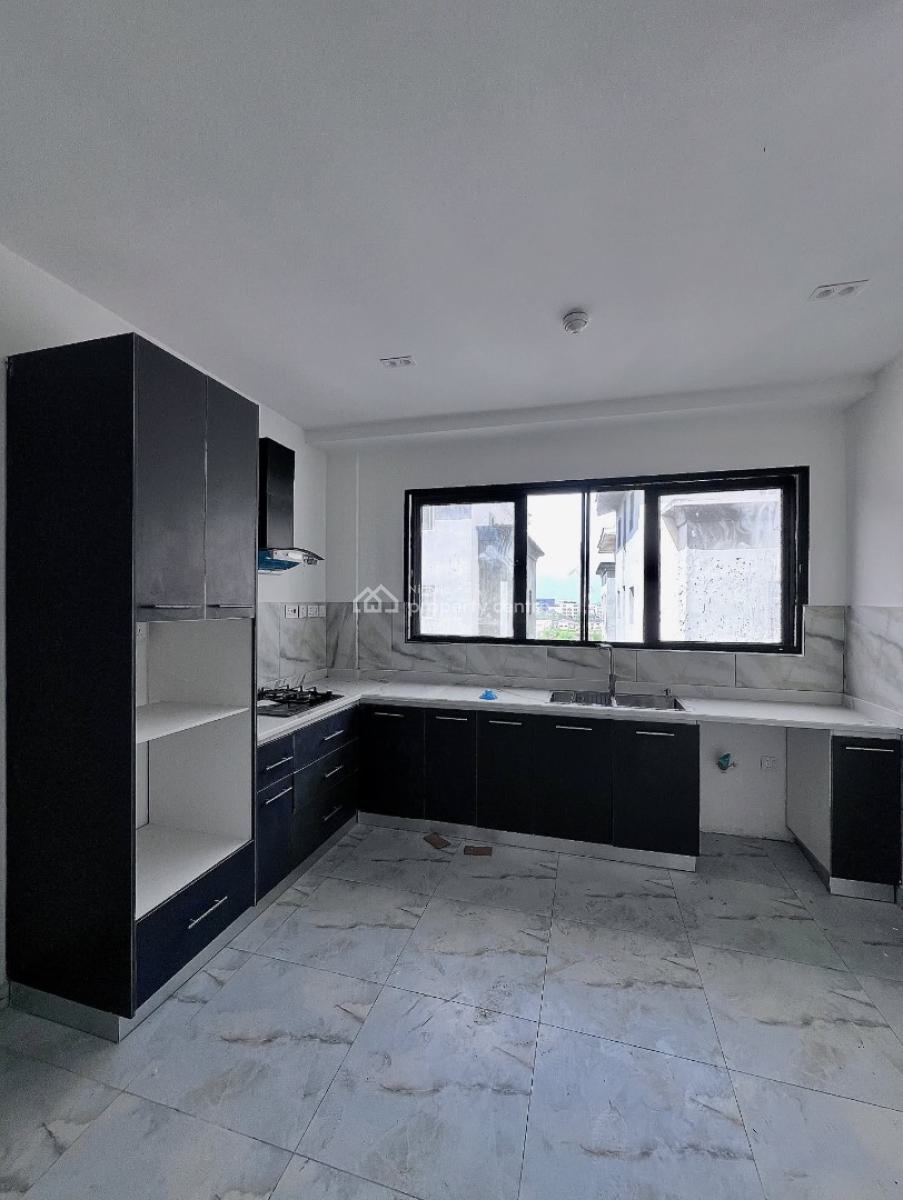 Spacious 3 Bedroom Apartment with Swimming Pool and Bq, Ikate, Lekki, Lagos, Block of Flats for Sale