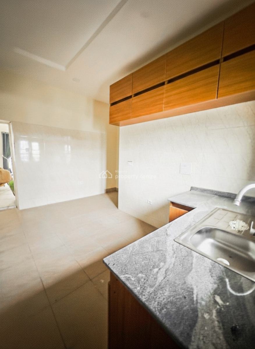 Morden 2-bedroom Home, Kubwa, Abuja, Flat / Apartment for Sale