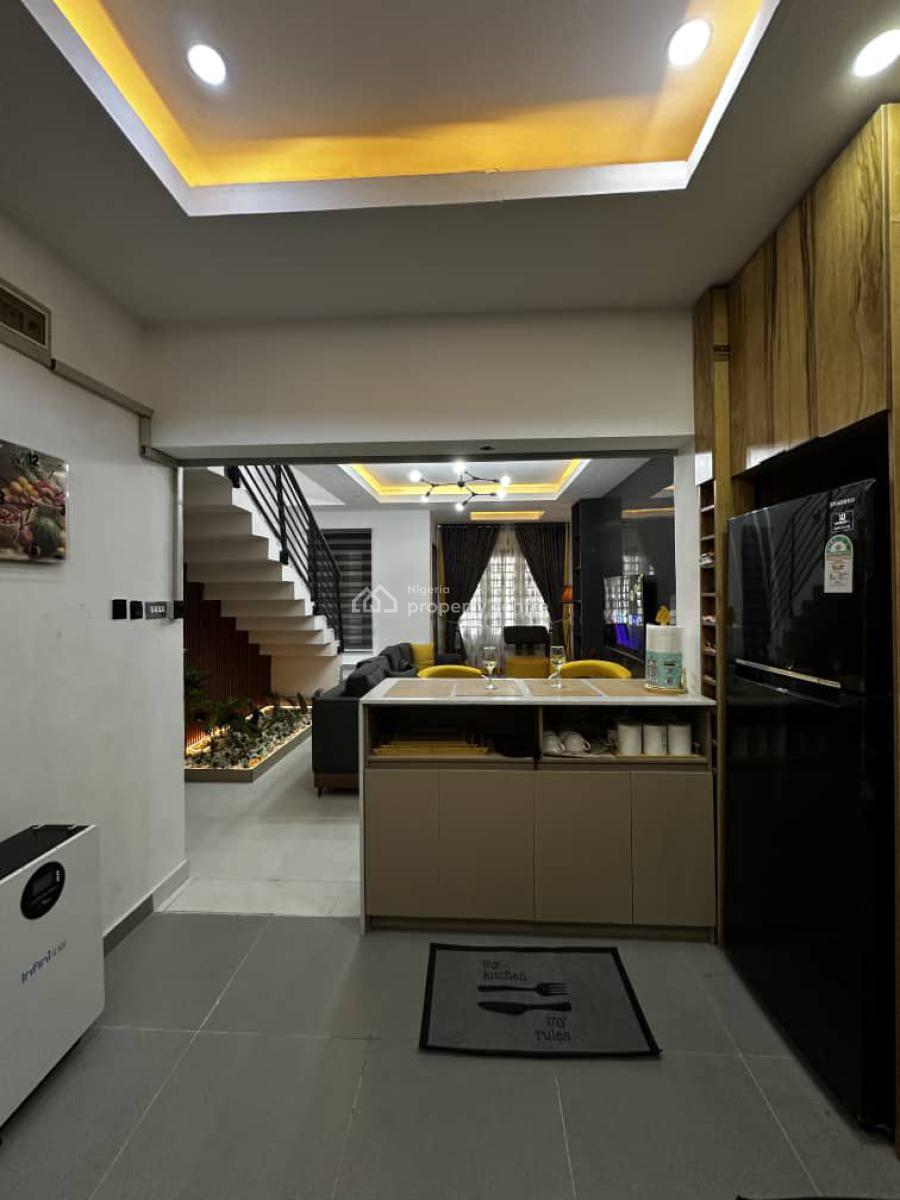 S & S C6 Appleton Court, Appleton Court, Emmanuel Achukwu St,, Ajah, Lagos, Terraced Duplex Short Let