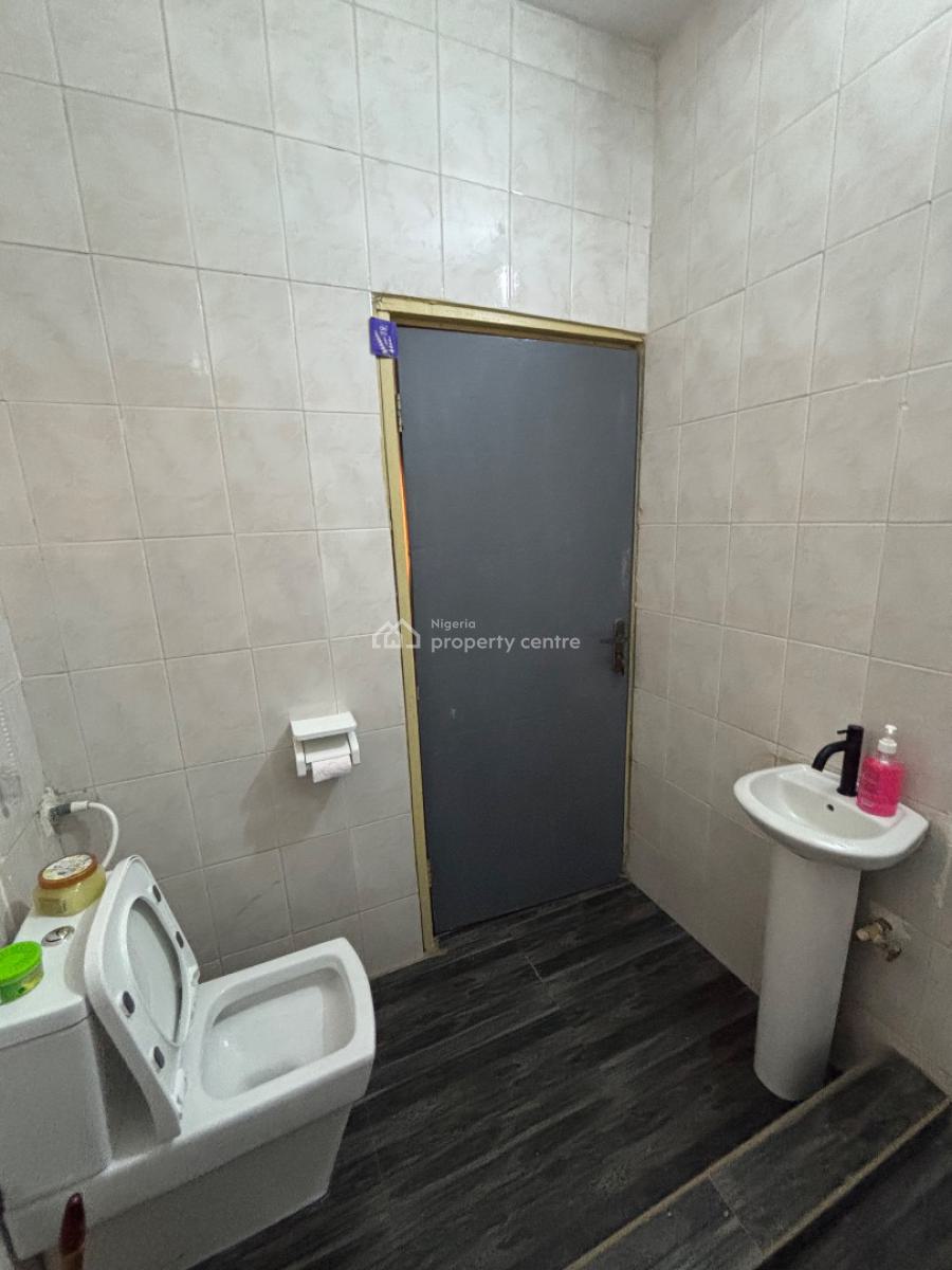 Massive (palour and Room), Thomas Estate, Ajah, Lagos, Mini Flat (room and Parlour) Short Let