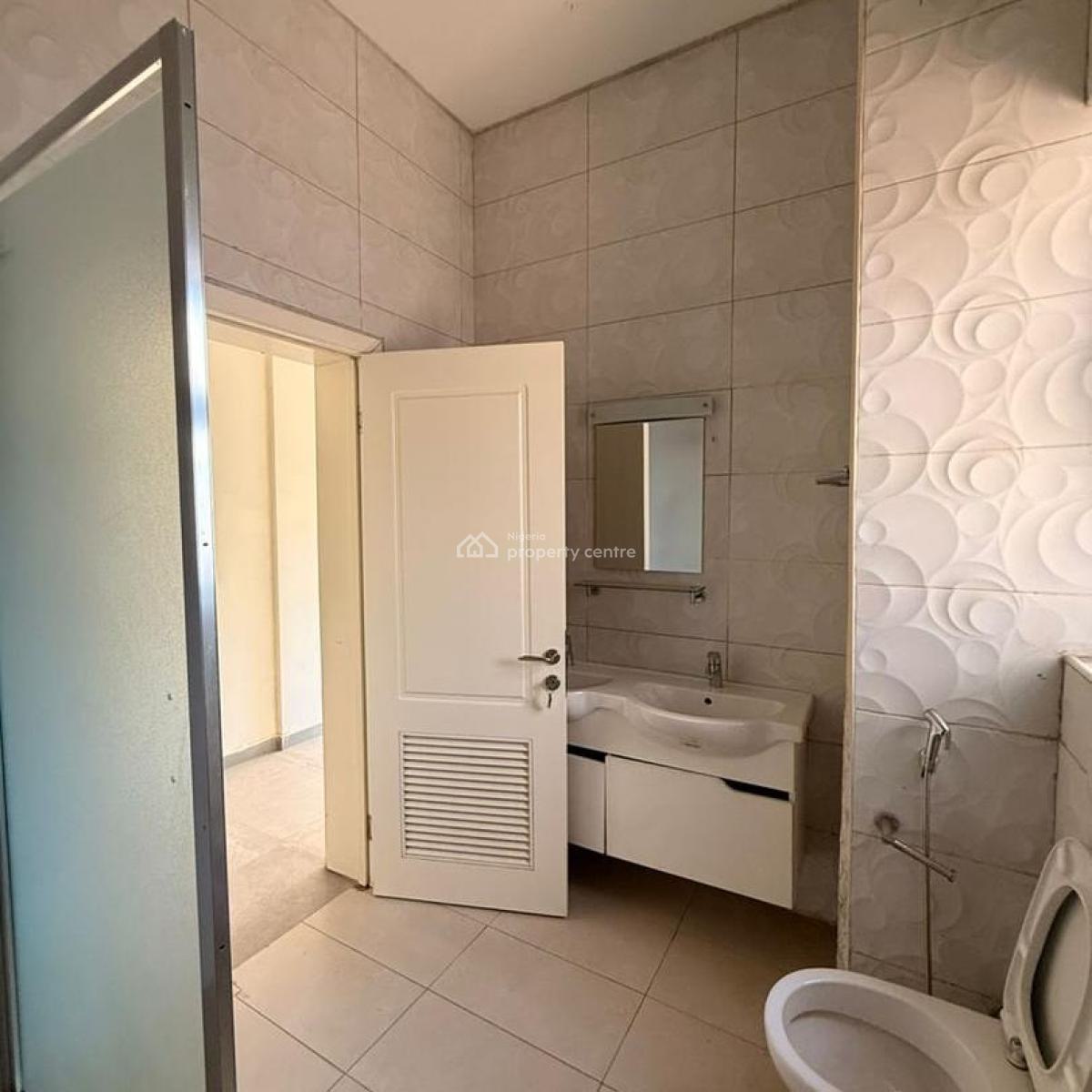 Elegant 3 Bedroom Apartment with a Bq, Maitama District, Abuja, Flat / Apartment for Sale