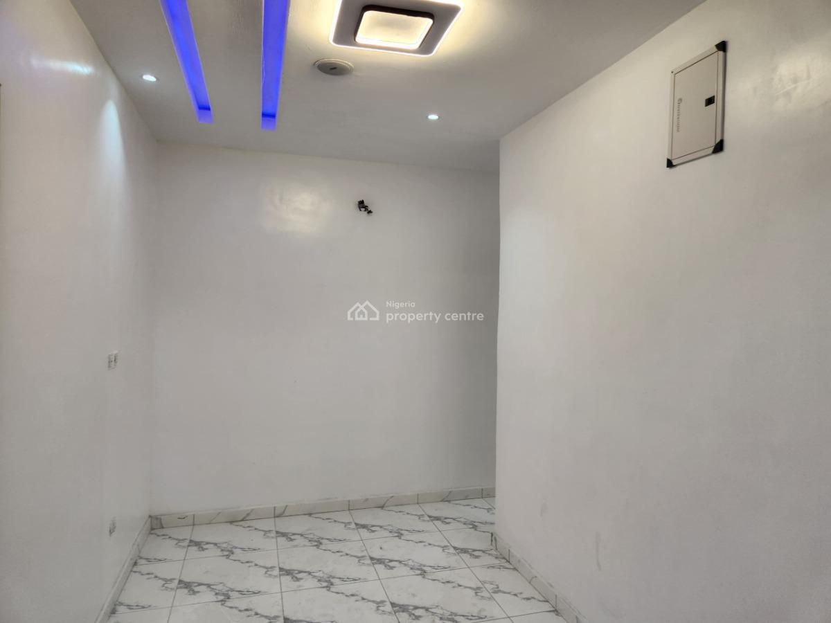 4-bedroom Terraces with Exclusive Compounds, Lekki Phase 1, Lekki, Lagos, Terraced Duplex for Sale