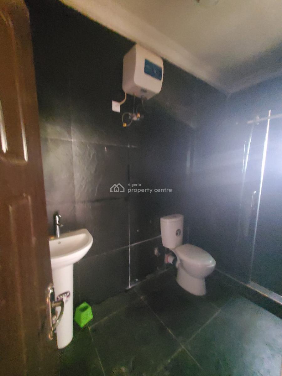 Luxury 3bedroom Flat on 1st Floor, By American International School, Durumi, Abuja, Flat / Apartment for Rent