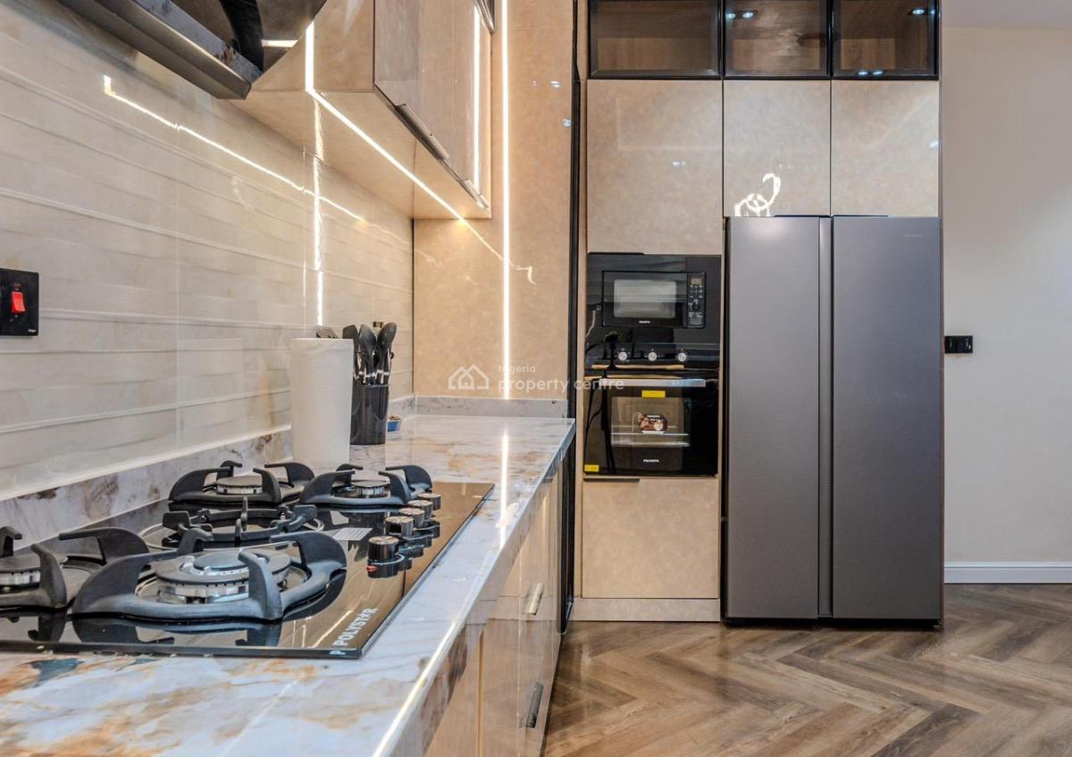 Luxury 3 Bedroom Apartment, Lekki Right, Meadow Hall, Lekki Phase 1, Lekki, Lagos, Flat / Apartment Short Let