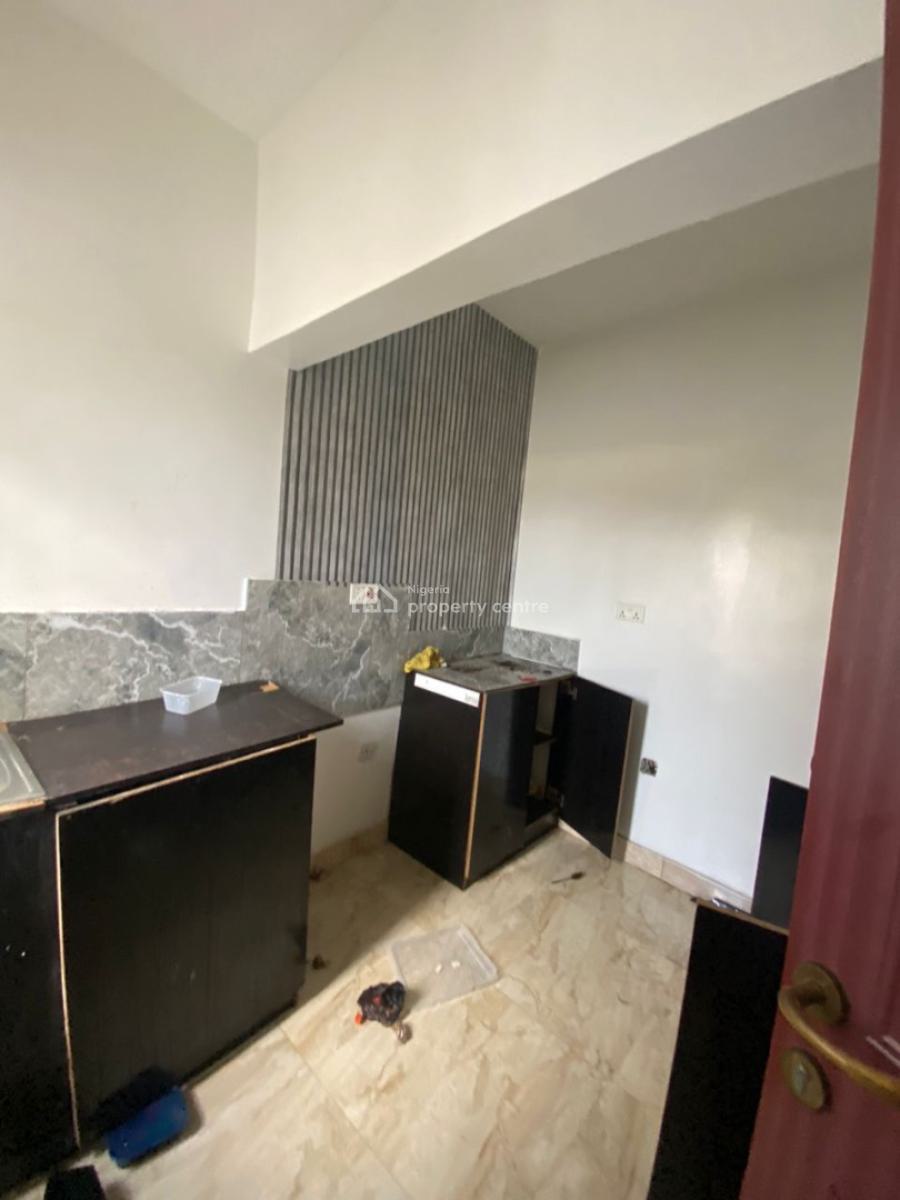 2 Units Room Self Contain in a Serene Environment, Deeper Life, Ogombo, Ajah, Lagos, Self Contain (single Rooms) for Rent