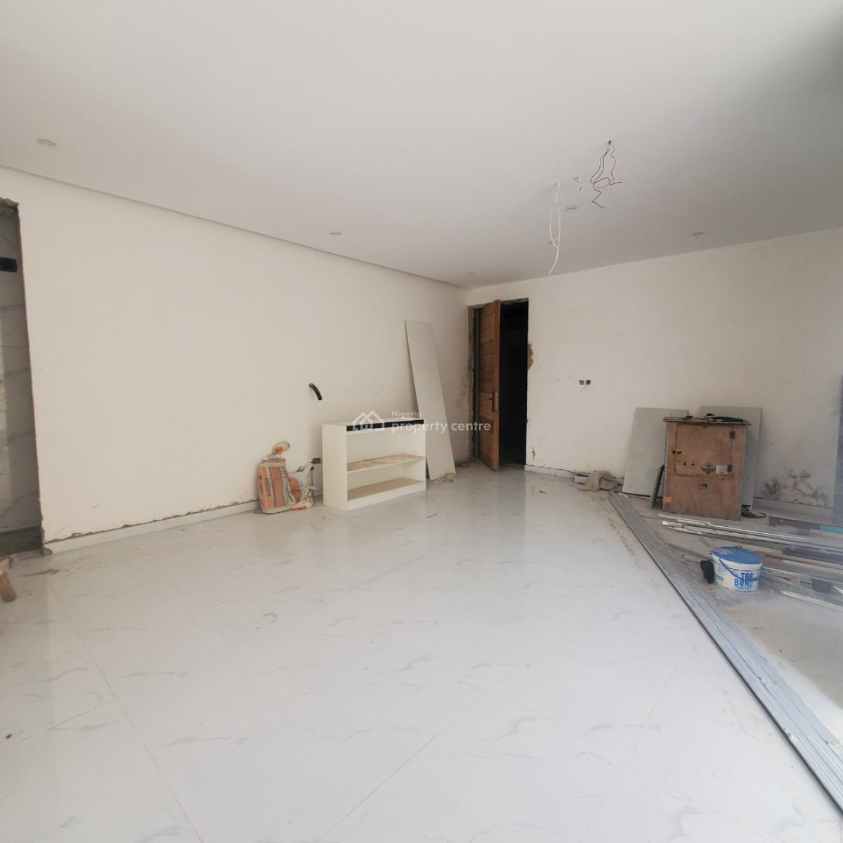 Exquisite 3 Bedroom Apartment with an Elevator, Pool, Gym, & Bq, Lekki Phase 1, Lekki, Lagos, Flat / Apartment for Sale