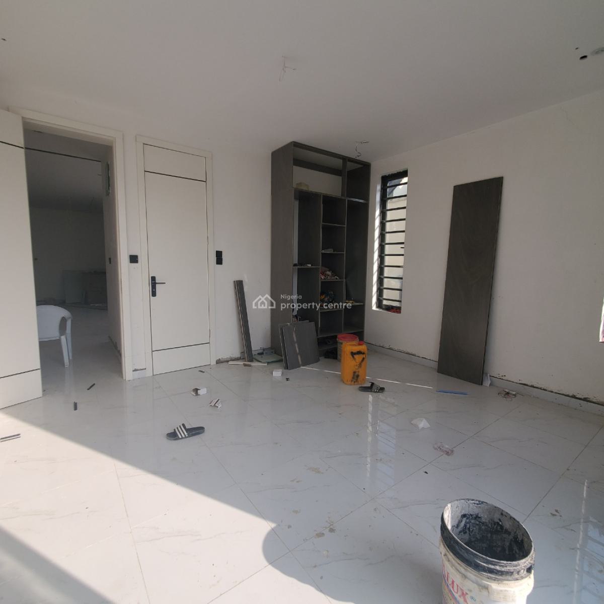 Exquisite 3 Bedroom Apartment with an Elevator, Pool, Gym, & Bq, Lekki Phase 1, Lekki, Lagos, Flat / Apartment for Sale