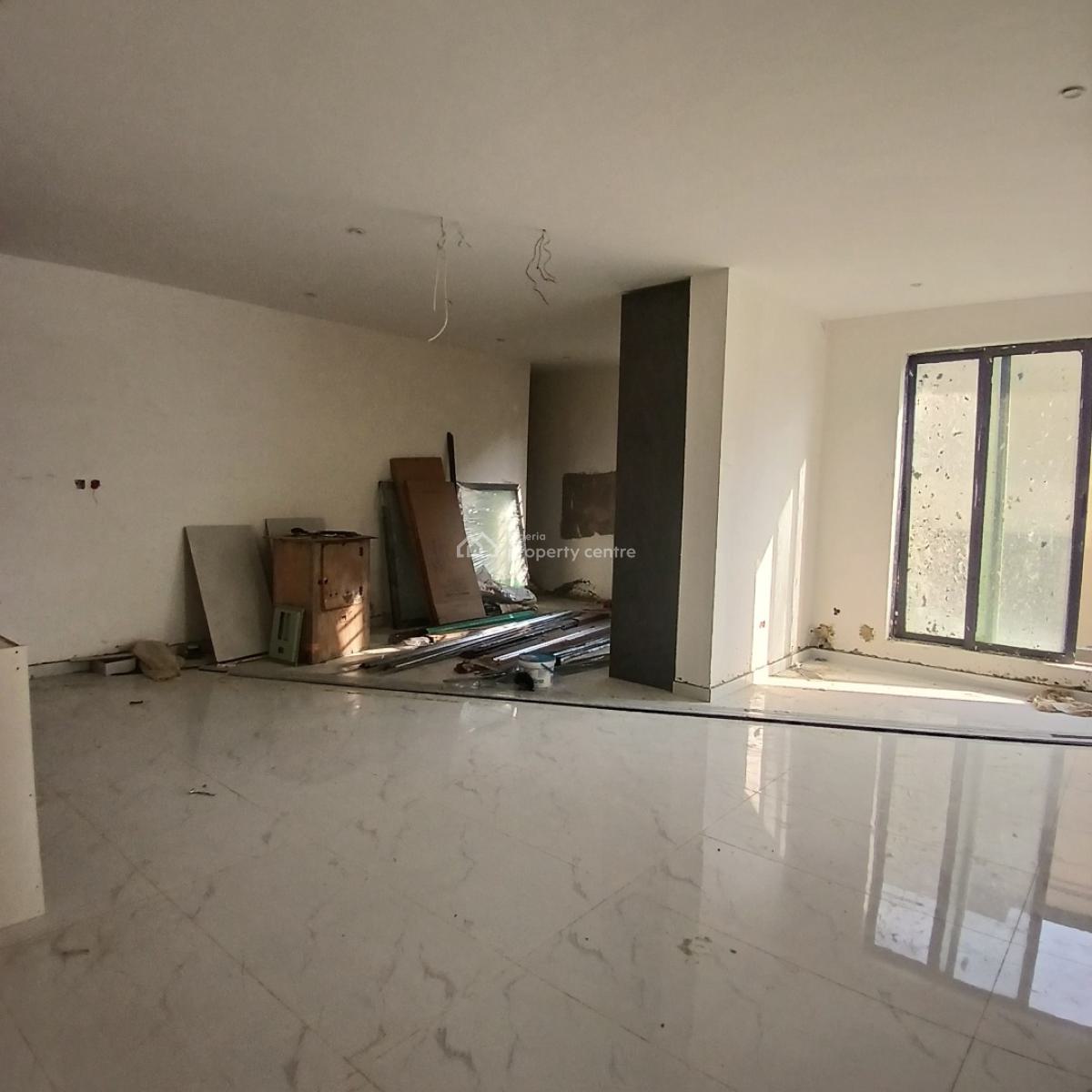 Aesthetically Pleasing 2 Bedrooms Apartment, Lekki Phase 1, Lekki, Lagos, Flat / Apartment for Sale