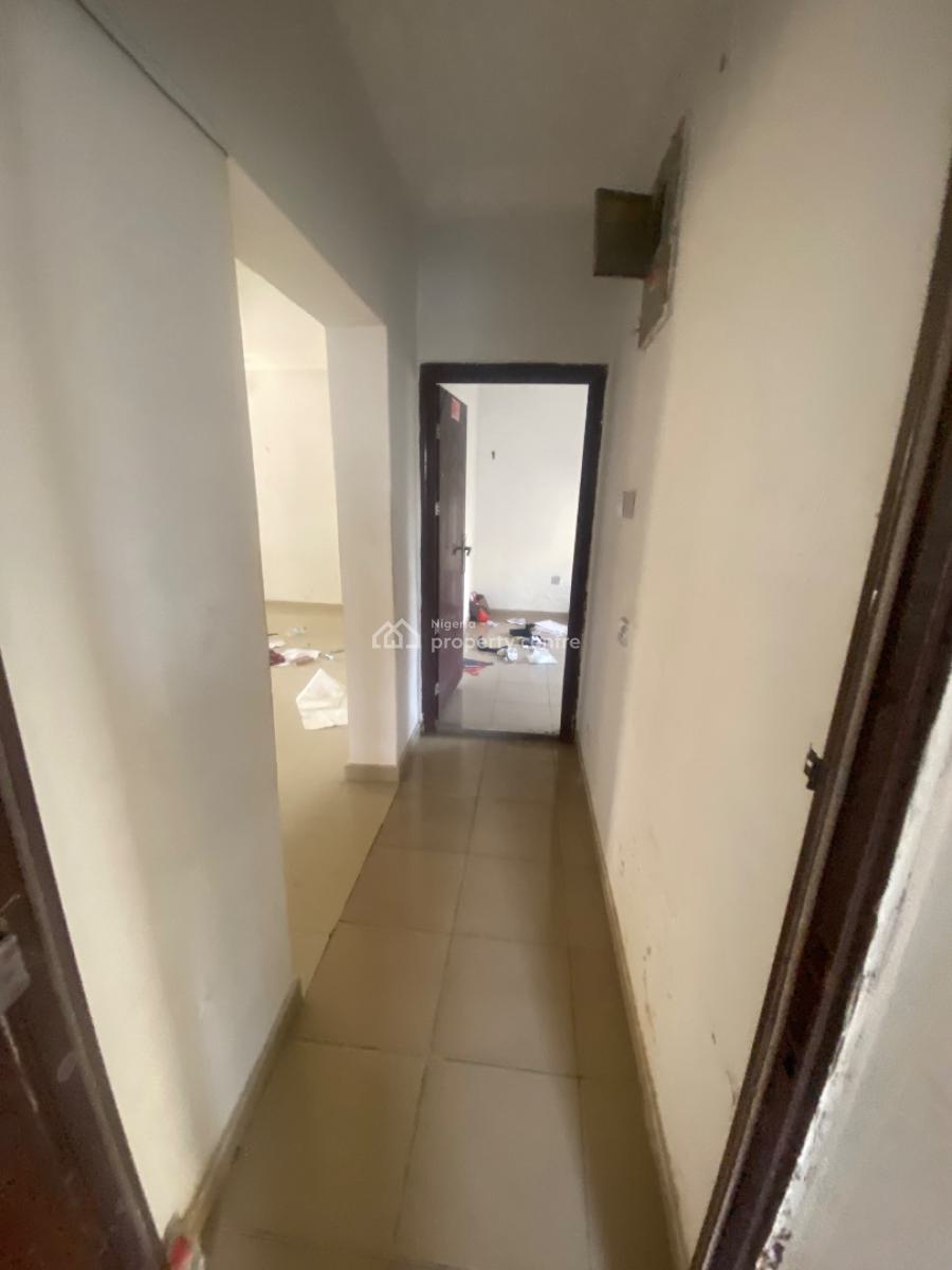 Spacious 2 Bedroom Apartment Close to The Bus Stop, Ajax Bell, Ogombo, Ajah, Lagos, Flat / Apartment for Rent