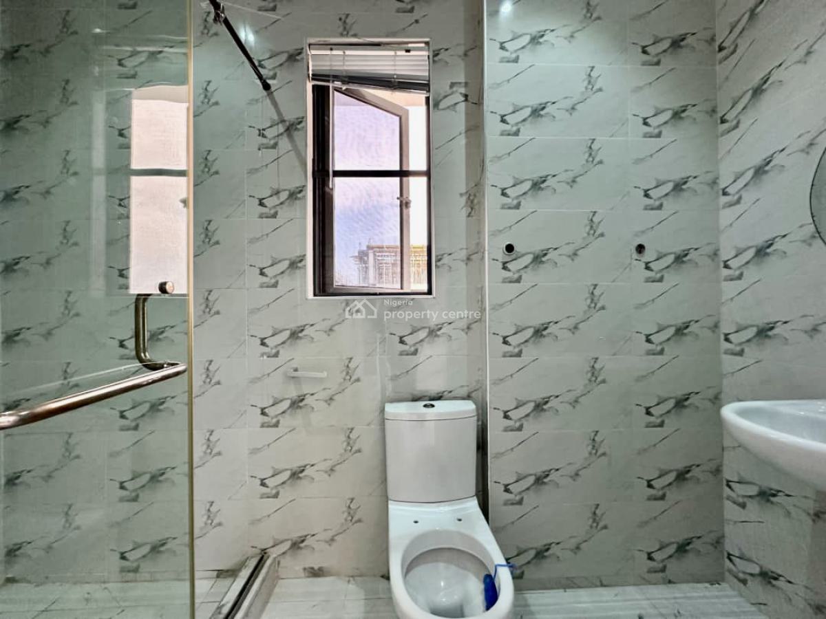 Dont Miss This! Exquisite Luxury 2 Bedroom Apartment with Pool & Gym, Periwinkle Estate, Lekki Phase 1, Lekki, Lagos, Flat / Apartment for Rent